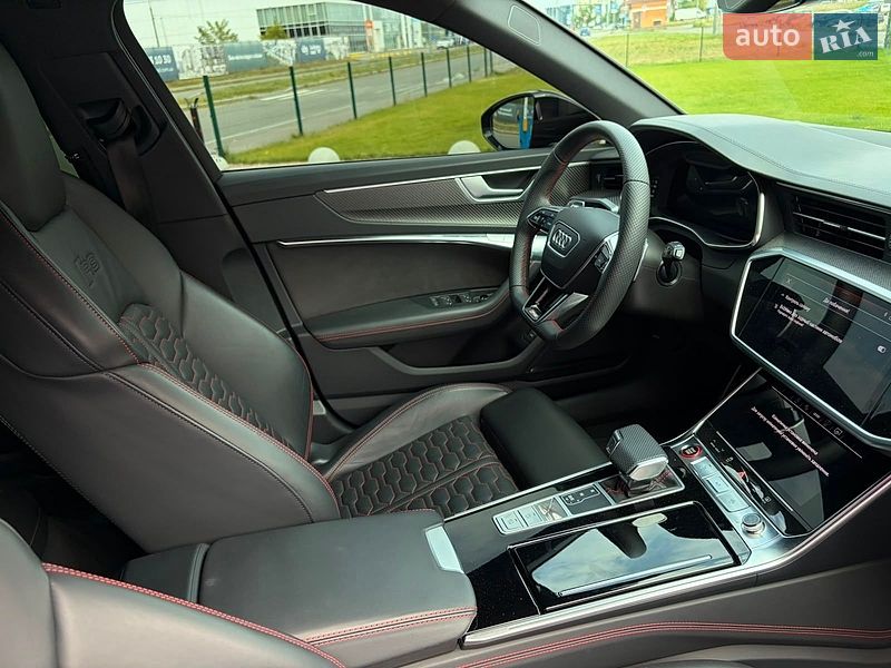 Универсал Audi RS6 2025 в Киеве