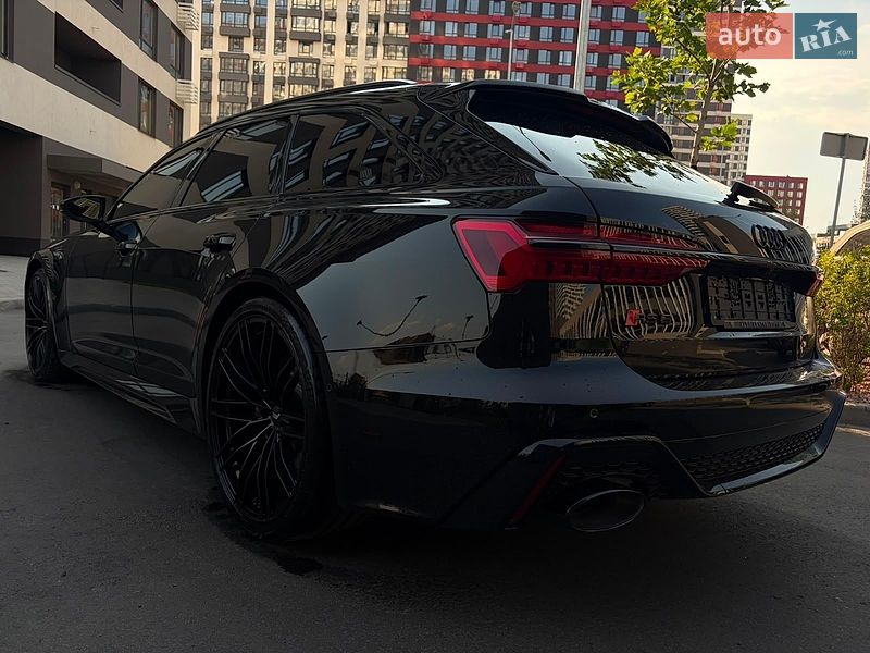 Универсал Audi RS6 2025 в Киеве