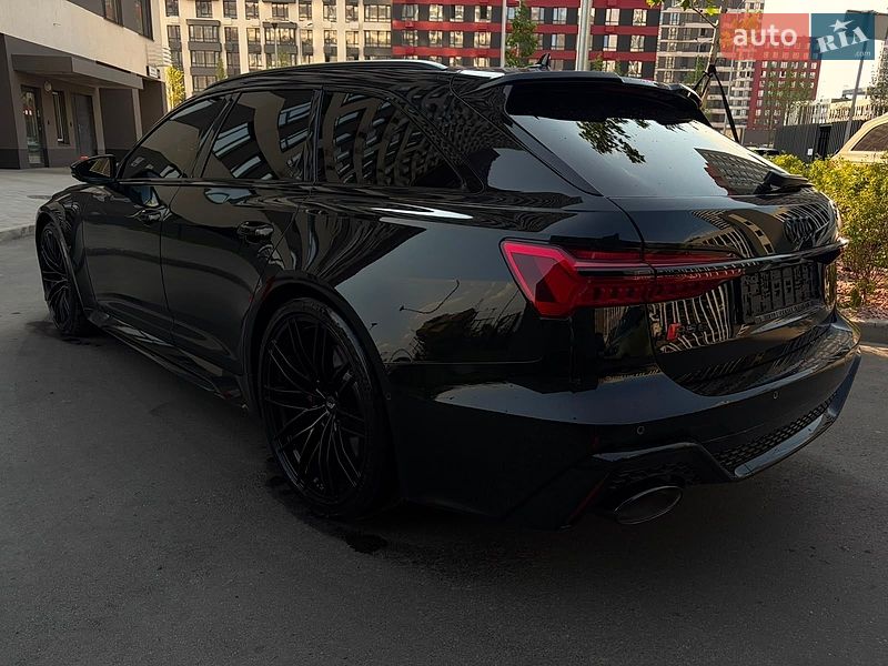 Универсал Audi RS6 2025 в Киеве