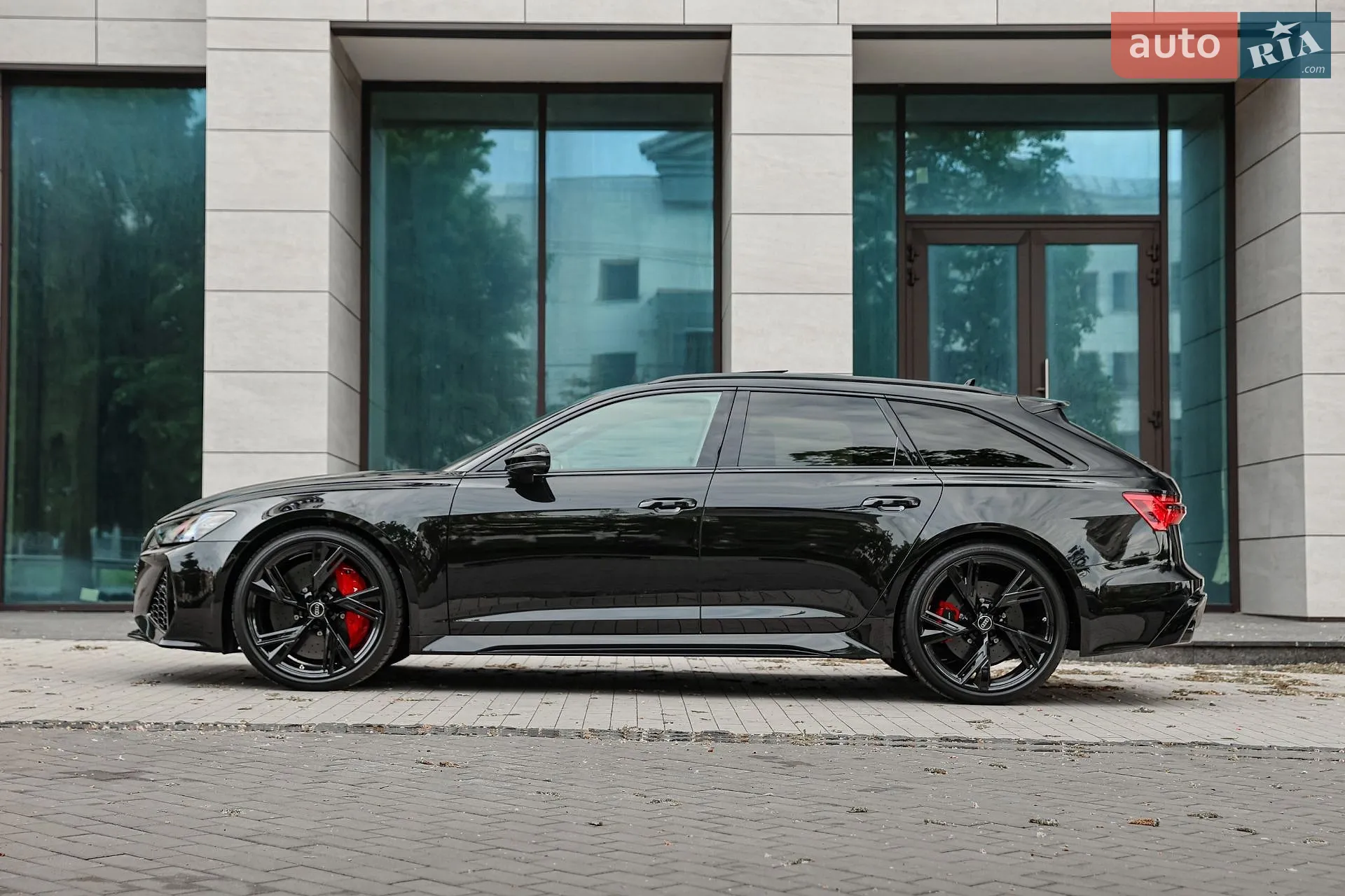 2025 Audi RS6 - мініатюра 3