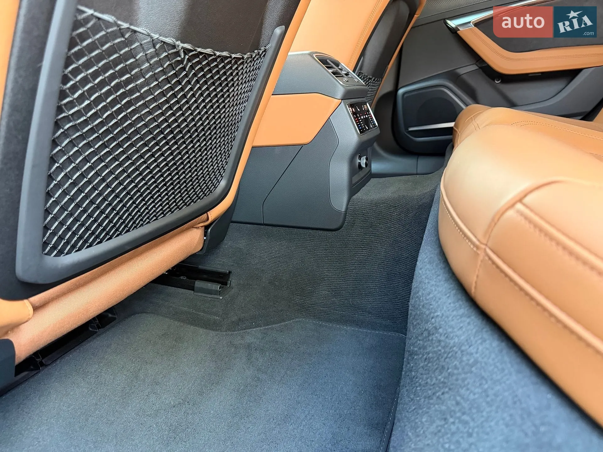2025 Audi RS6 - мініатюра 32