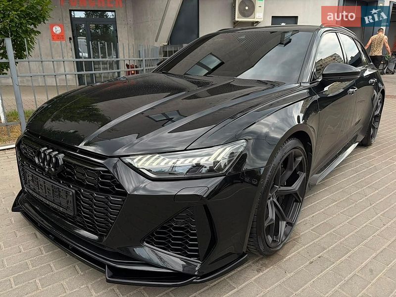 Универсал Audi RS6 2026 в Киеве
