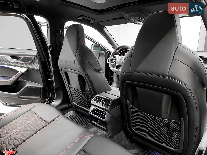 Универсал Audi RS6 2024 в Киеве фото 54 Универсал Audi RS6 2024 в Киеве