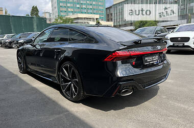 Лифтбек Audi RS7 Sportback 2021 в 