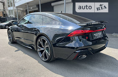 Лифтбек Audi RS7 Sportback 2021 в 