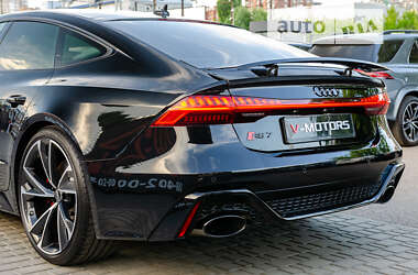 Ліфтбек Audi RS7 Sportback 2021 в 