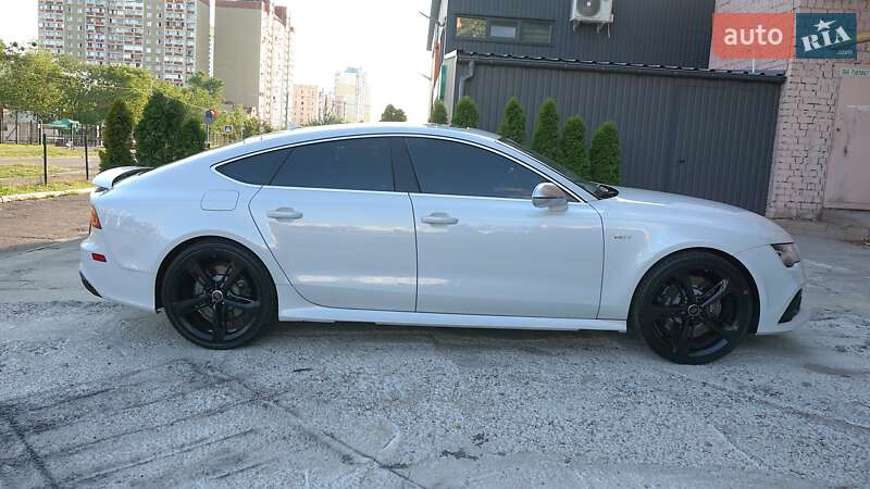 Лифтбек Audi RS7 Sportback 2014 в Киеве