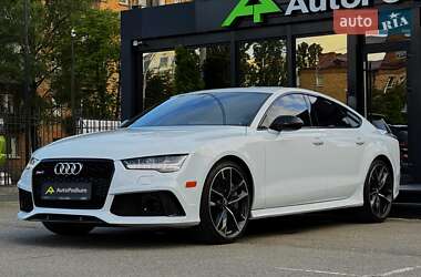 Лифтбек Audi RS7 Sportback 2016 в 