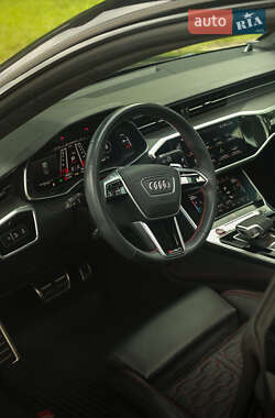 Лифтбек Audi RS7 Sportback 2021 в 