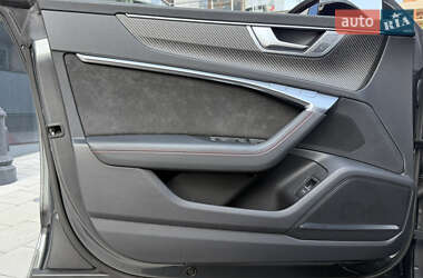 Лифтбек Audi RS7 Sportback 2021 в 