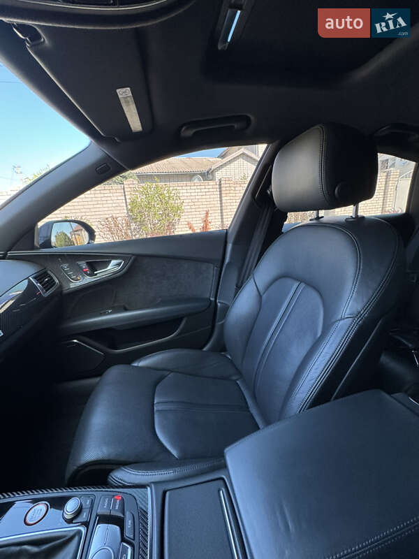 Ліфтбек Audi RS7 Sportback 2015 в Дніпрі