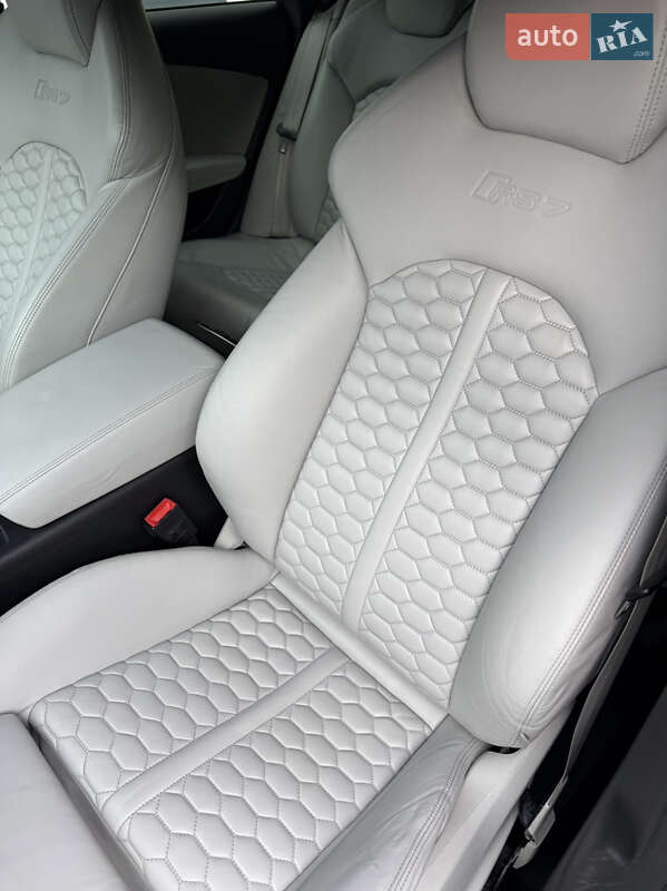 Лифтбек Audi RS7 Sportback 2016 в Ужгороде