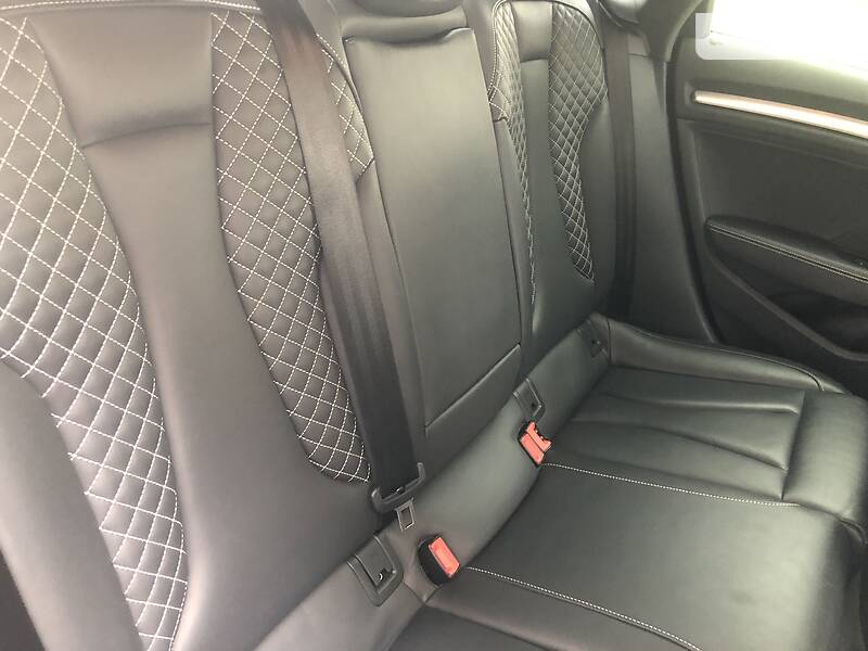 Седан Audi S3 2016 в Днепре