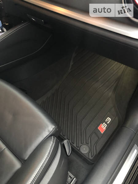 Седан Audi S3 2016 в Днепре