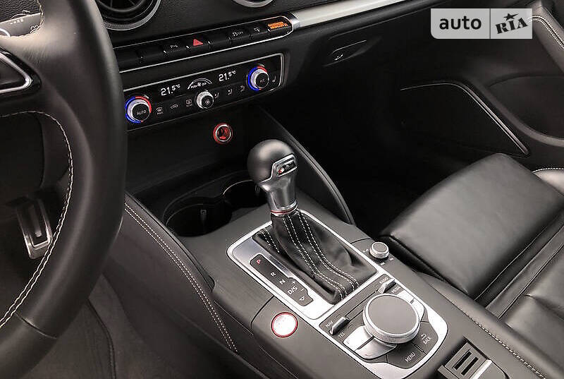 Седан Audi S3 2015 в Києві