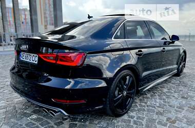 Седан Audi S3 2015 в 