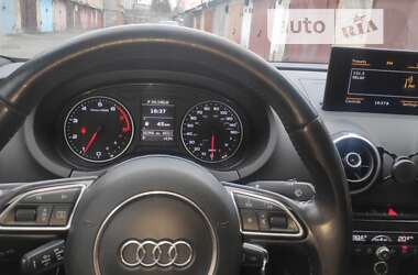 Седан Audi S3 2015 в Киеве