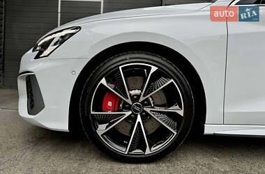 Седан Audi S3 2022 в Киеве