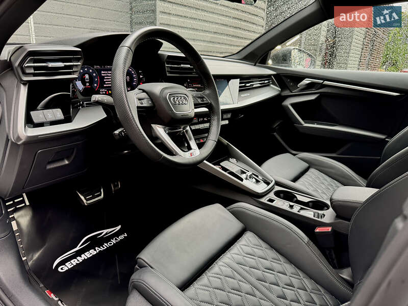 Седан Audi S3 2022 в Киеве