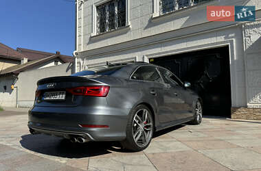 Седан Audi S3 2015 в 