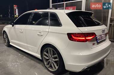 Хетчбек Audi S3 2014 в Києві