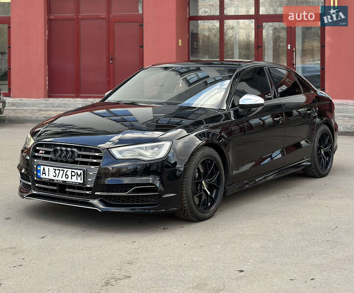 Седан Audi S3 2015 в Києві