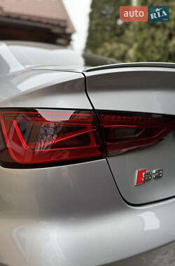 Седан Audi S3 2015 в 
