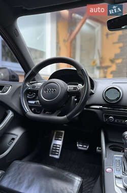 Седан Audi S3 2015 в 