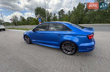 Седан Audi S3 2017 в 