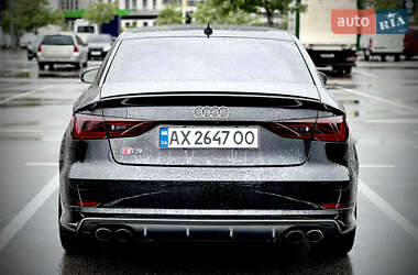 Седан Audi S3 2014 в 