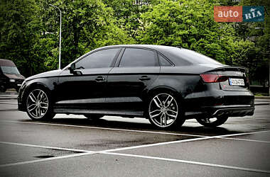 Седан Audi S3 2014 в 