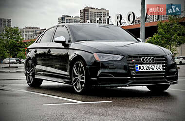 Седан Audi S3 2014 в 