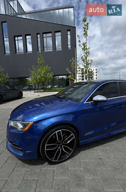 Седан Audi S3 2015 в 