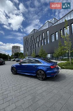 Седан Audi S3 2015 в 