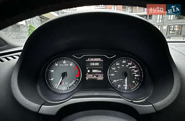 Седан Audi S3 2015 в 