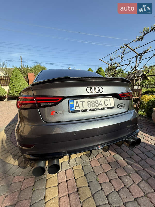 Седан Audi S3 2017 в Коломые