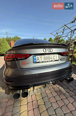 Седан Audi S3 2017 в 