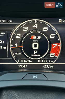 Седан Audi S3 2017 в 