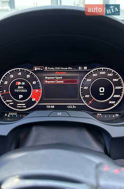 Седан Audi S3 2017 в 