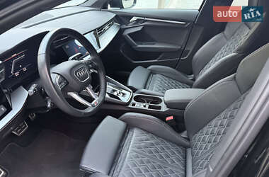 Седан Audi S3 2021 в 