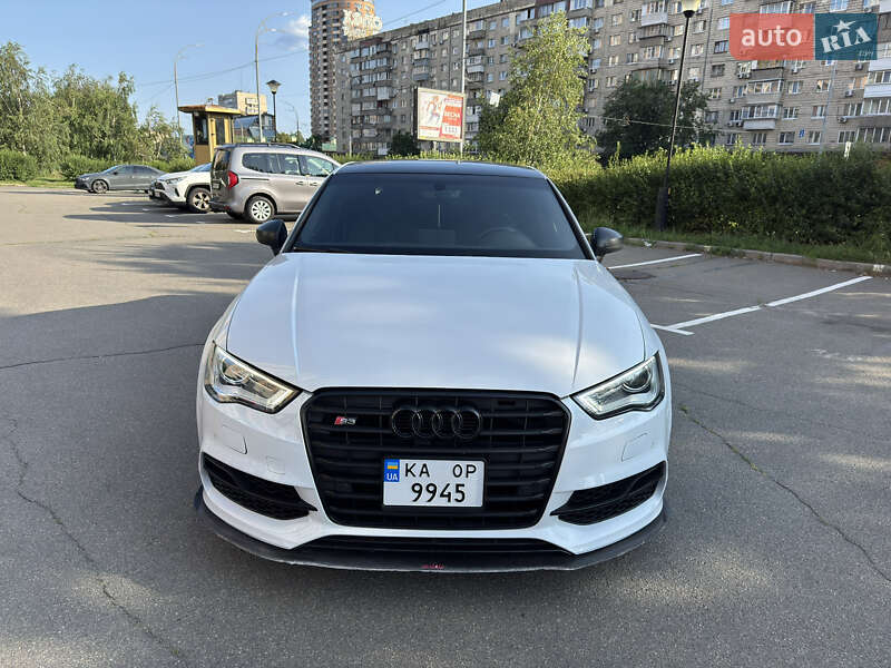 Седан Audi S3 2016 в Києві