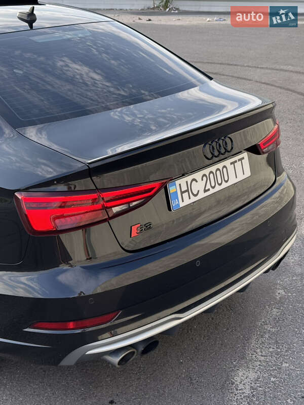 Седан Audi S3 2017 в Львове