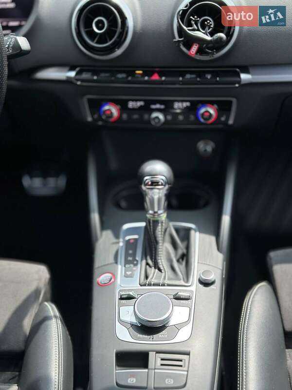 Хетчбек Audi S3 2015 в Львові