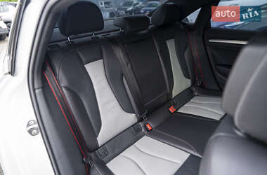 Седан Audi S3 2015 в 