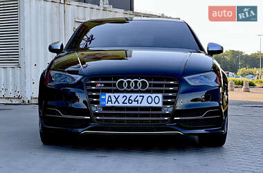 Седан Audi S3 2014 в 