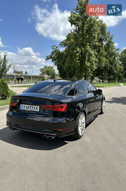 Седан Audi S3 2015 в 