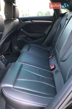 Седан Audi S3 2015 в 