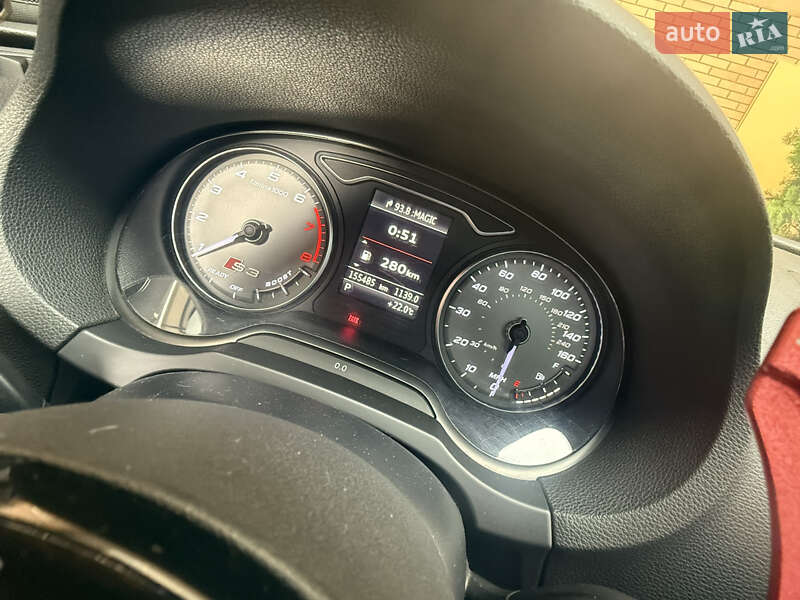 Седан Audi S3 2016 в Киеве