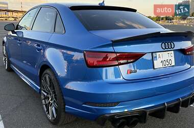 Седан Audi S3 2017 в 