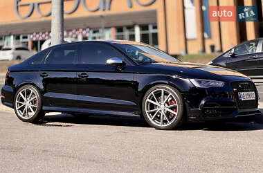 Седан Audi S3 2016 в Днепре